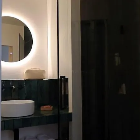 Le Nid Du Vieux Apartment