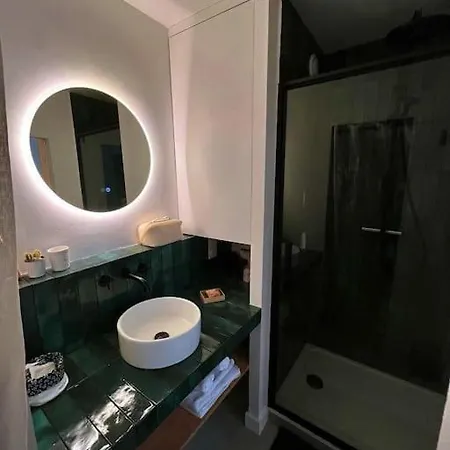Le Nid Du Vieux Apartman *